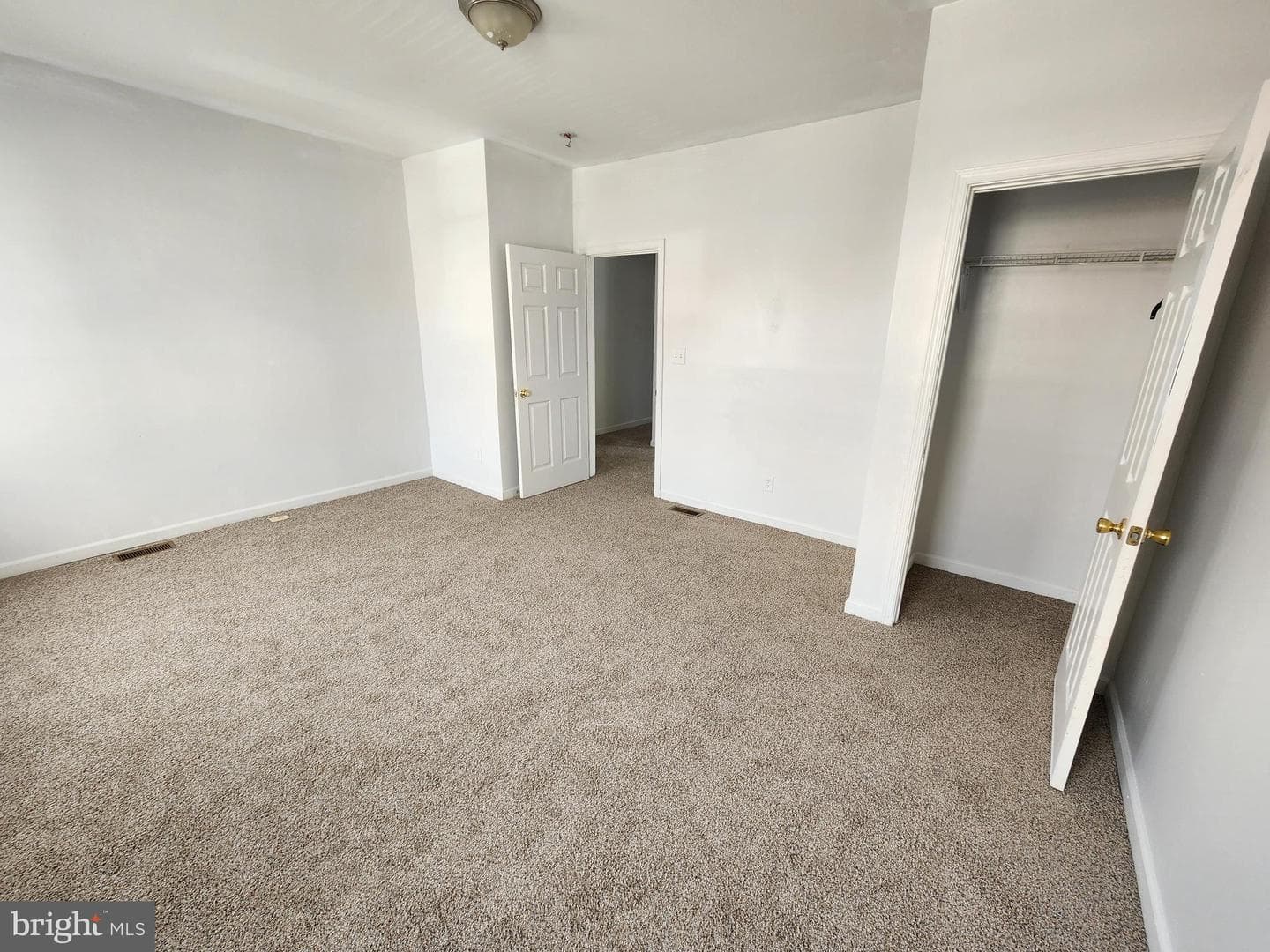2431 Arunah Avenue photo 18