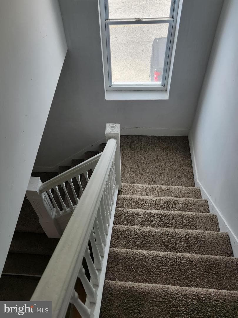 2431 Arunah Avenue photo 6