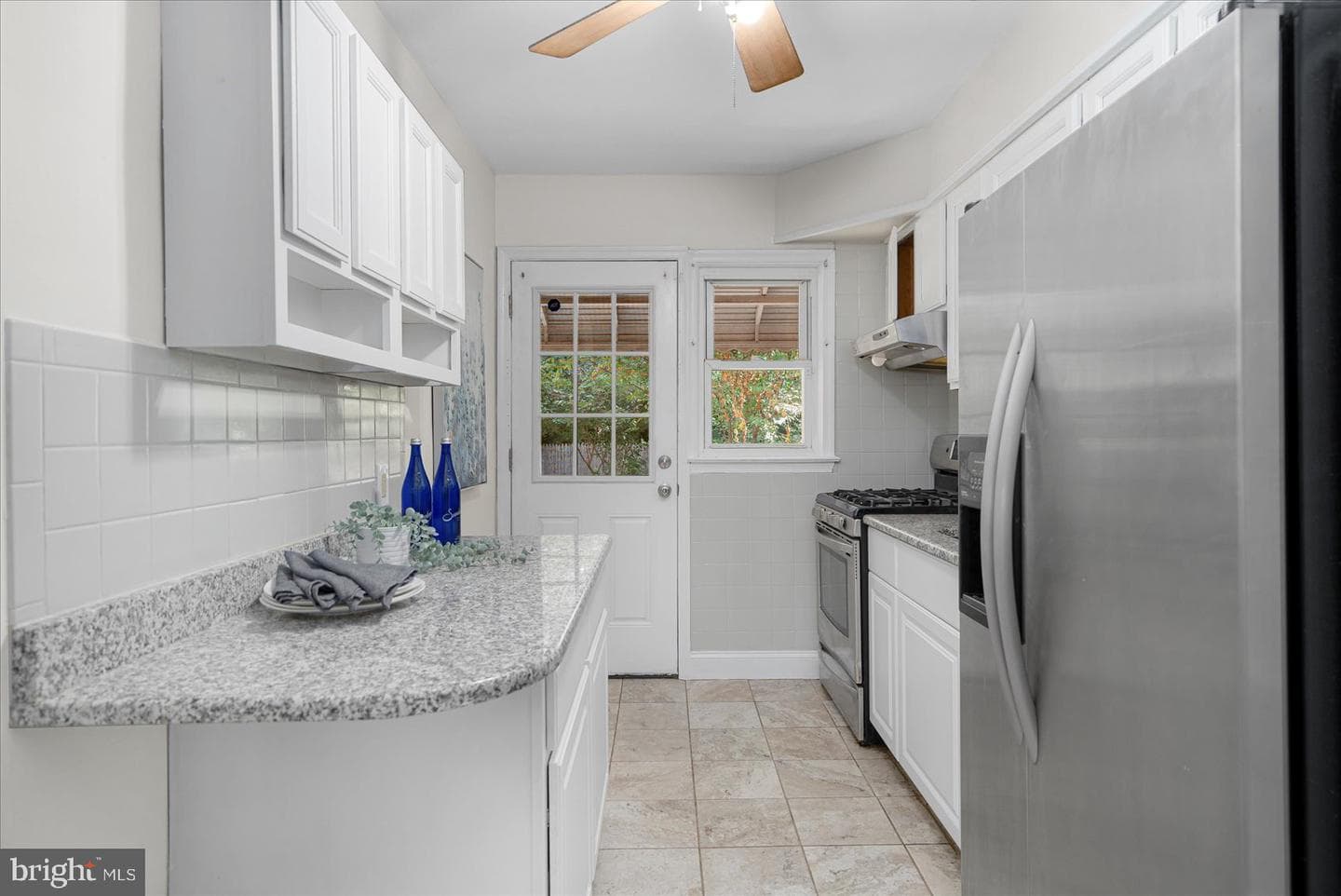 3919 Fairview Avenue photo 8