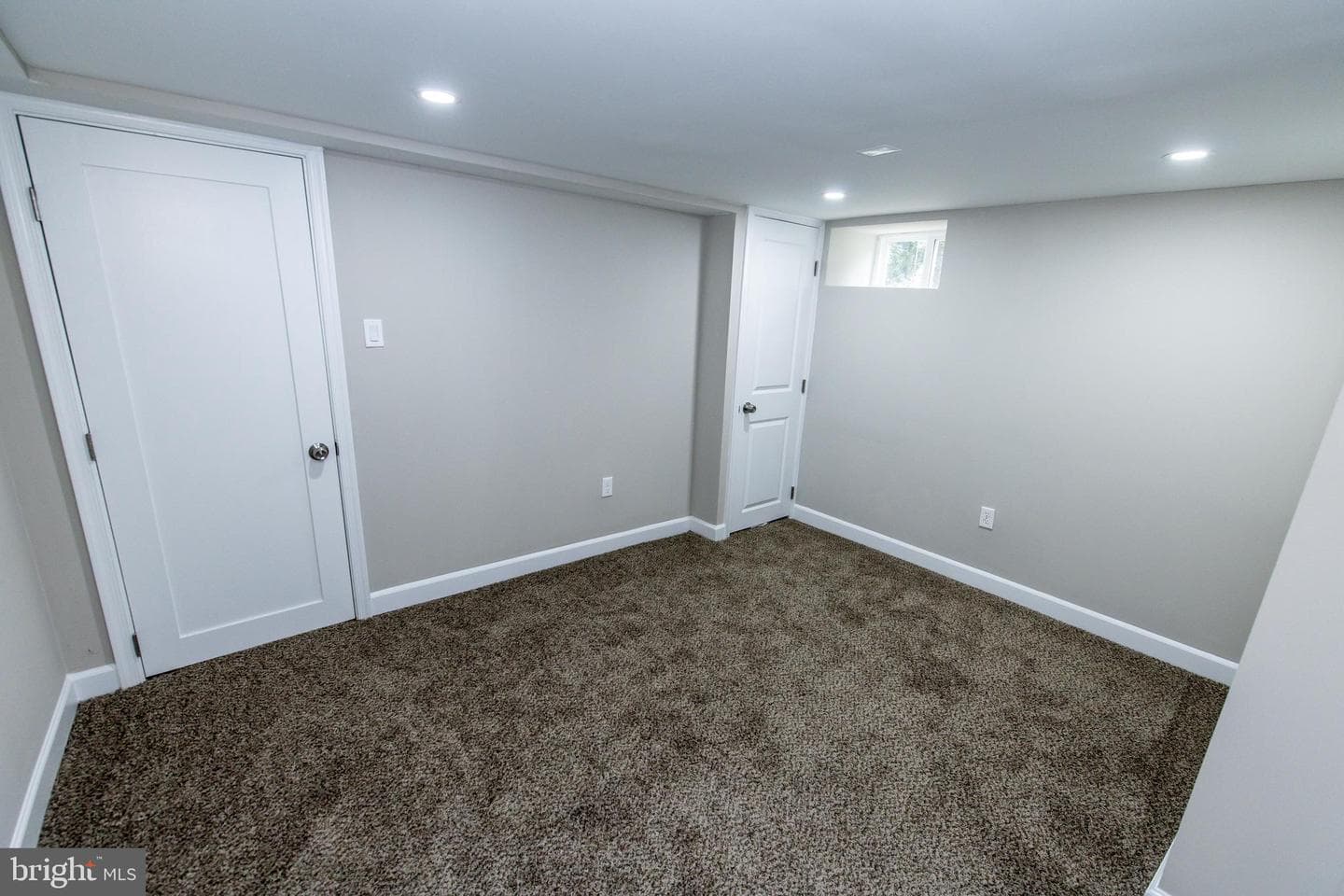901 N Linwood Avenue photo 29