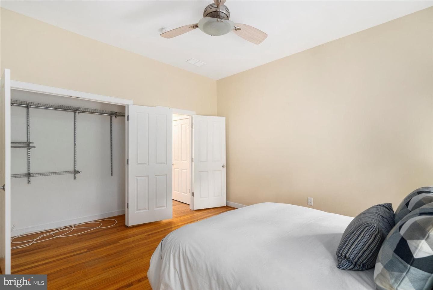 206 N Kenwood Avenue photo 25