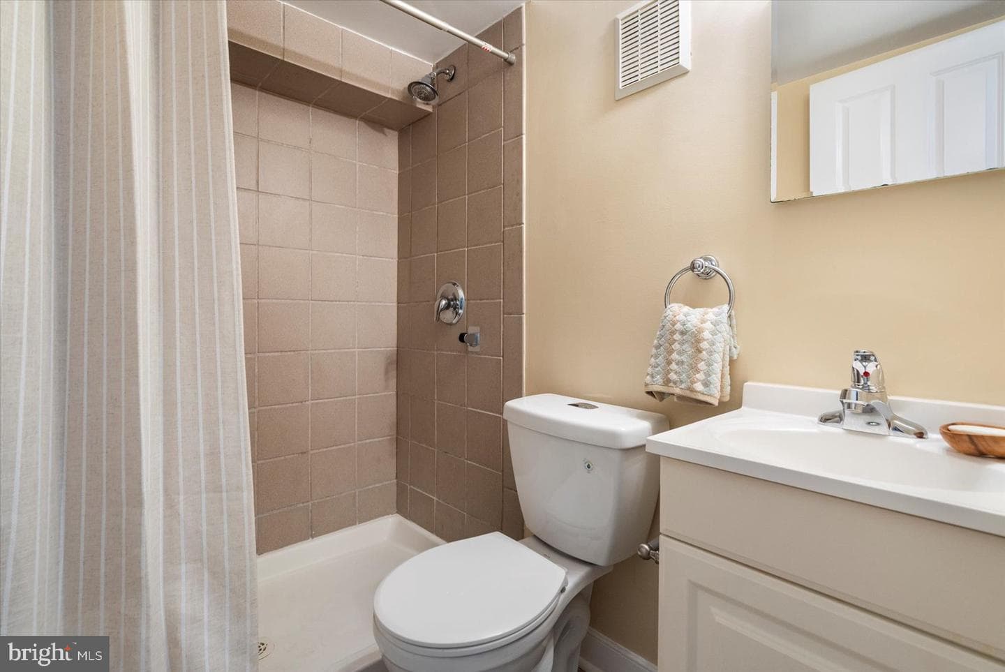206 N Kenwood Avenue photo 31