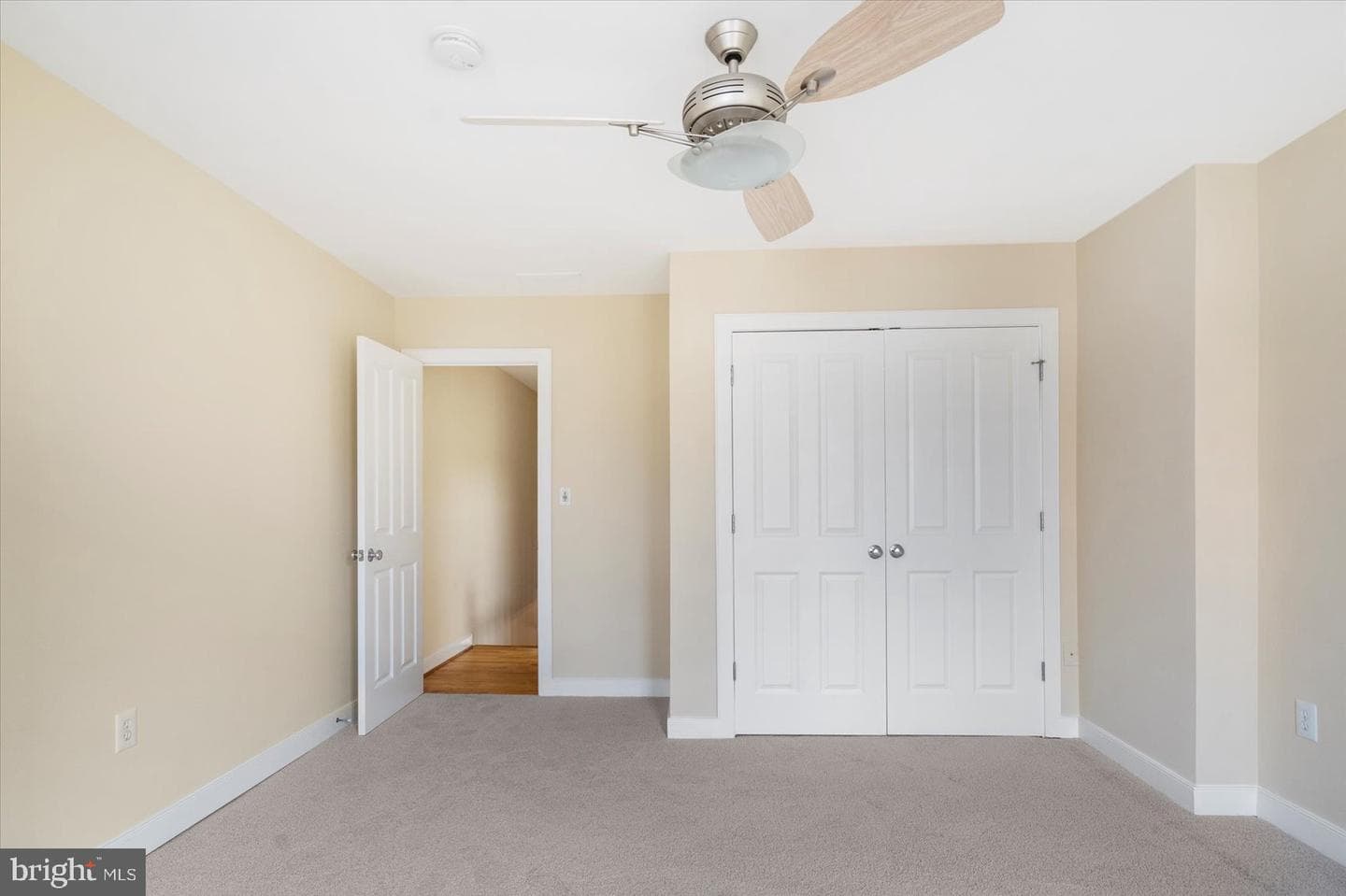 206 N Kenwood Avenue photo 32
