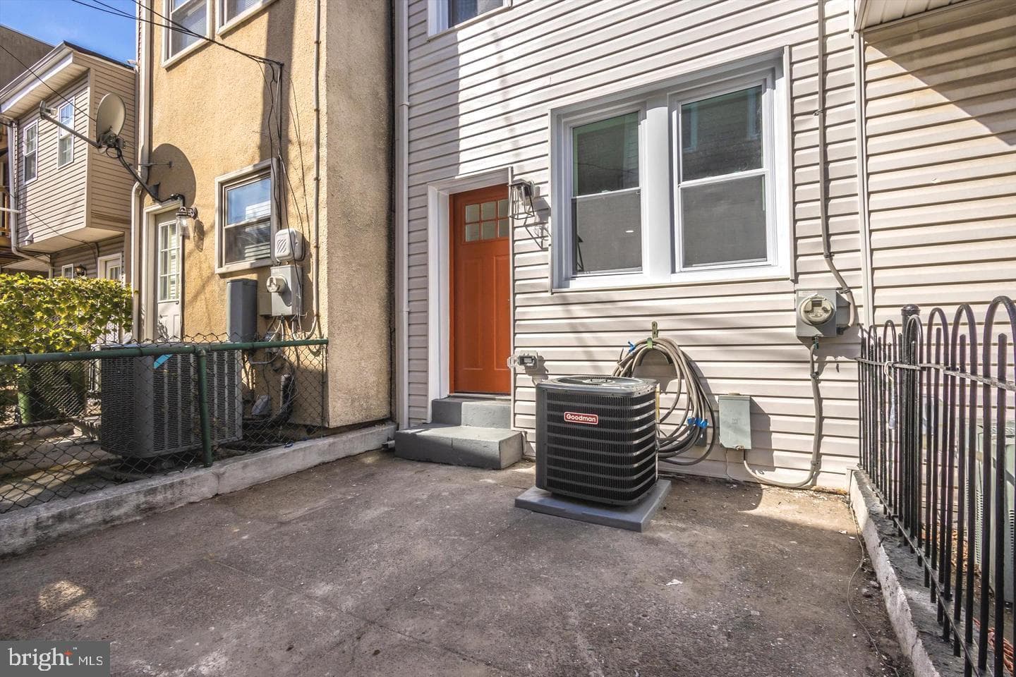 511 E Fort Avenue photo 18