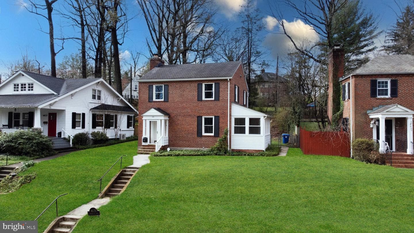 4635 Briarclift Road photo 1
