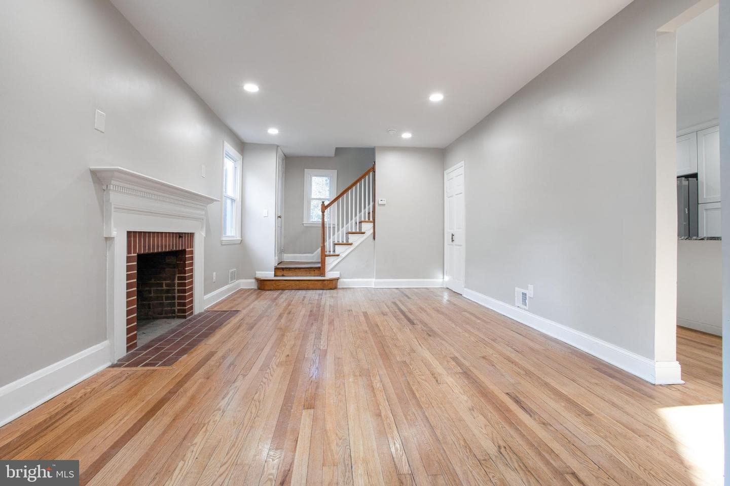 4635 Briarclift Road photo 3