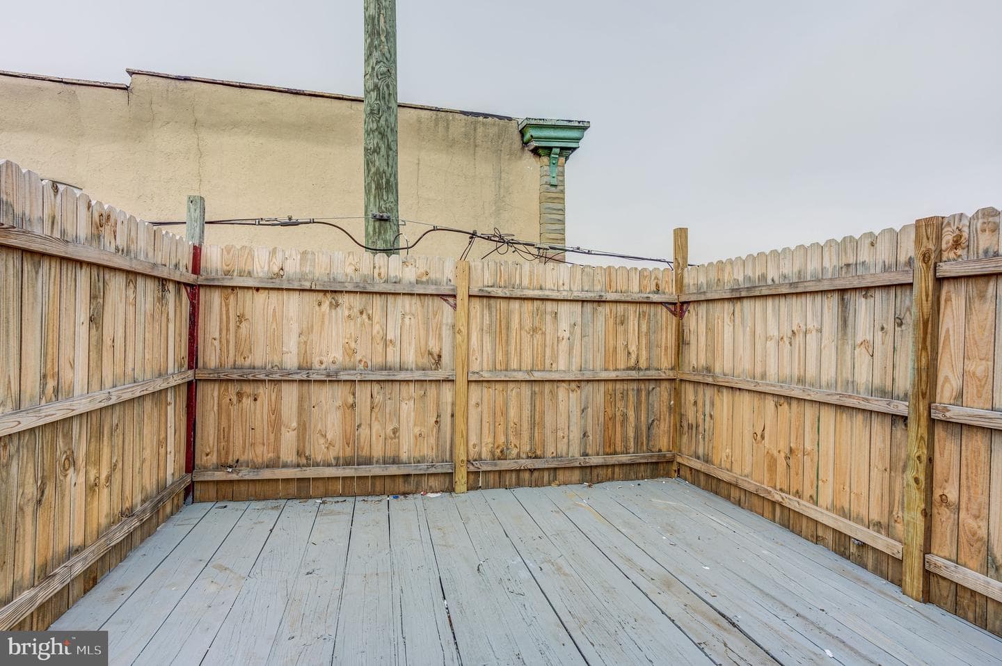 2718 E Madison Street photo 21