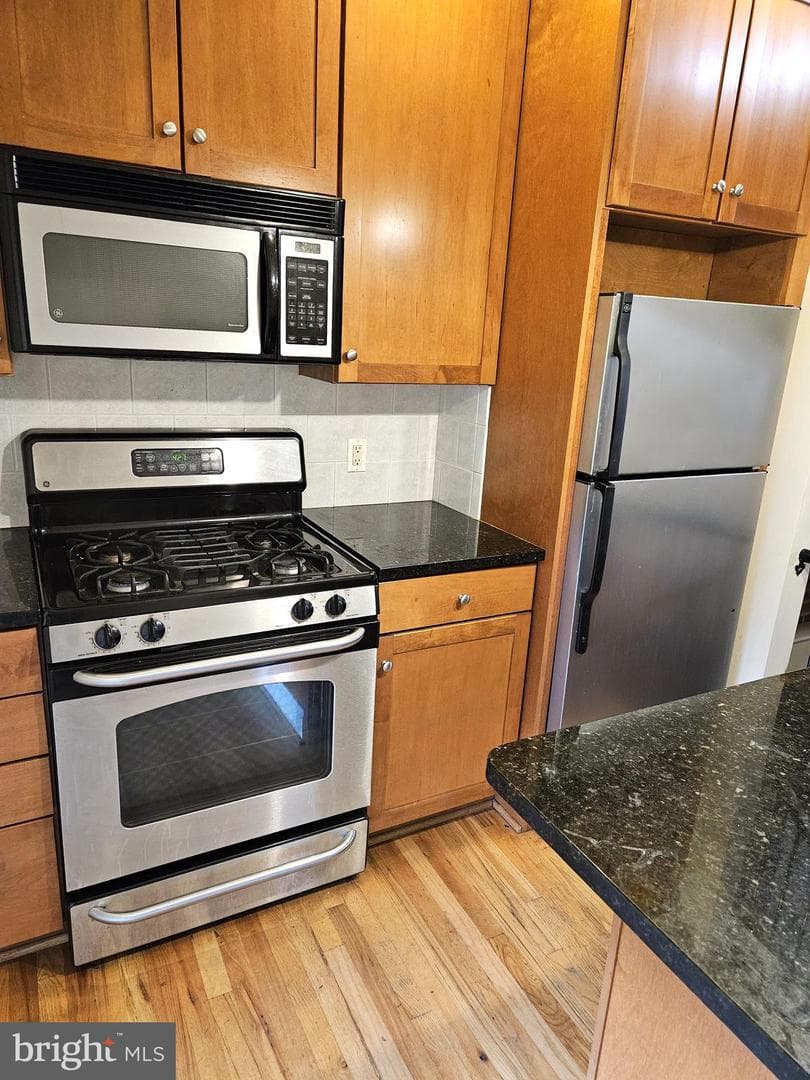 509 S Glover Street photo 6
