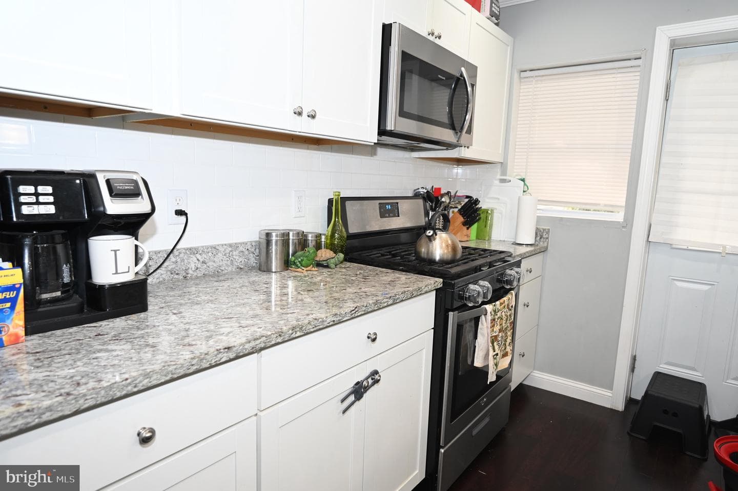 1227 Cochran Avenue photo 4