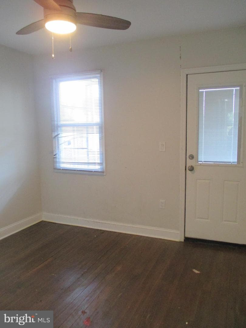 2433 Woodbrook Avenue photo 13