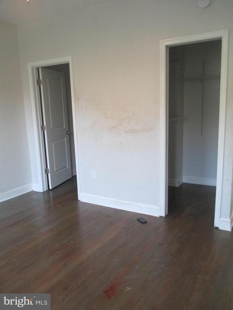 2433 Woodbrook Avenue photo 9