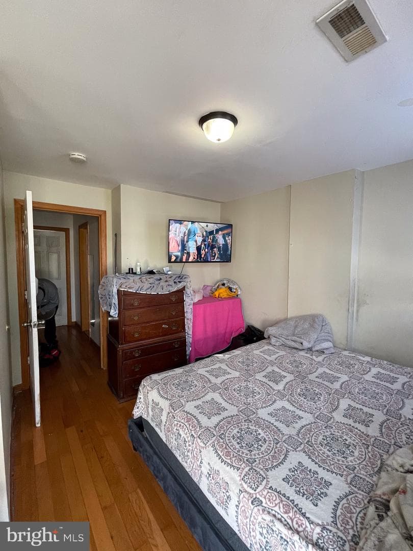 3503 Leverton Avenue photo 11
