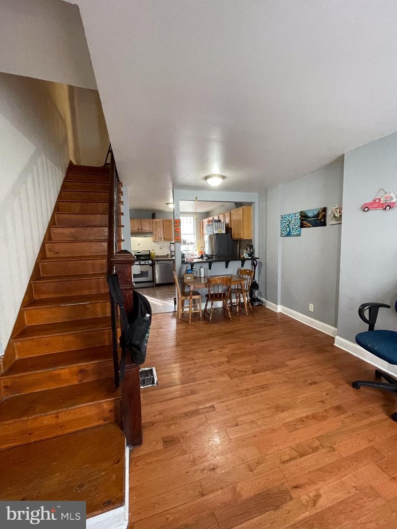 3503 Leverton Avenue photo 18