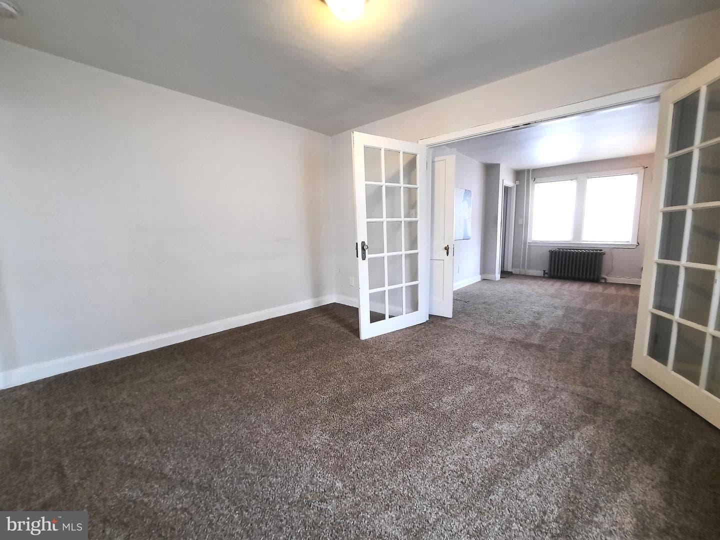 2637 Grogan Avenue photo 2