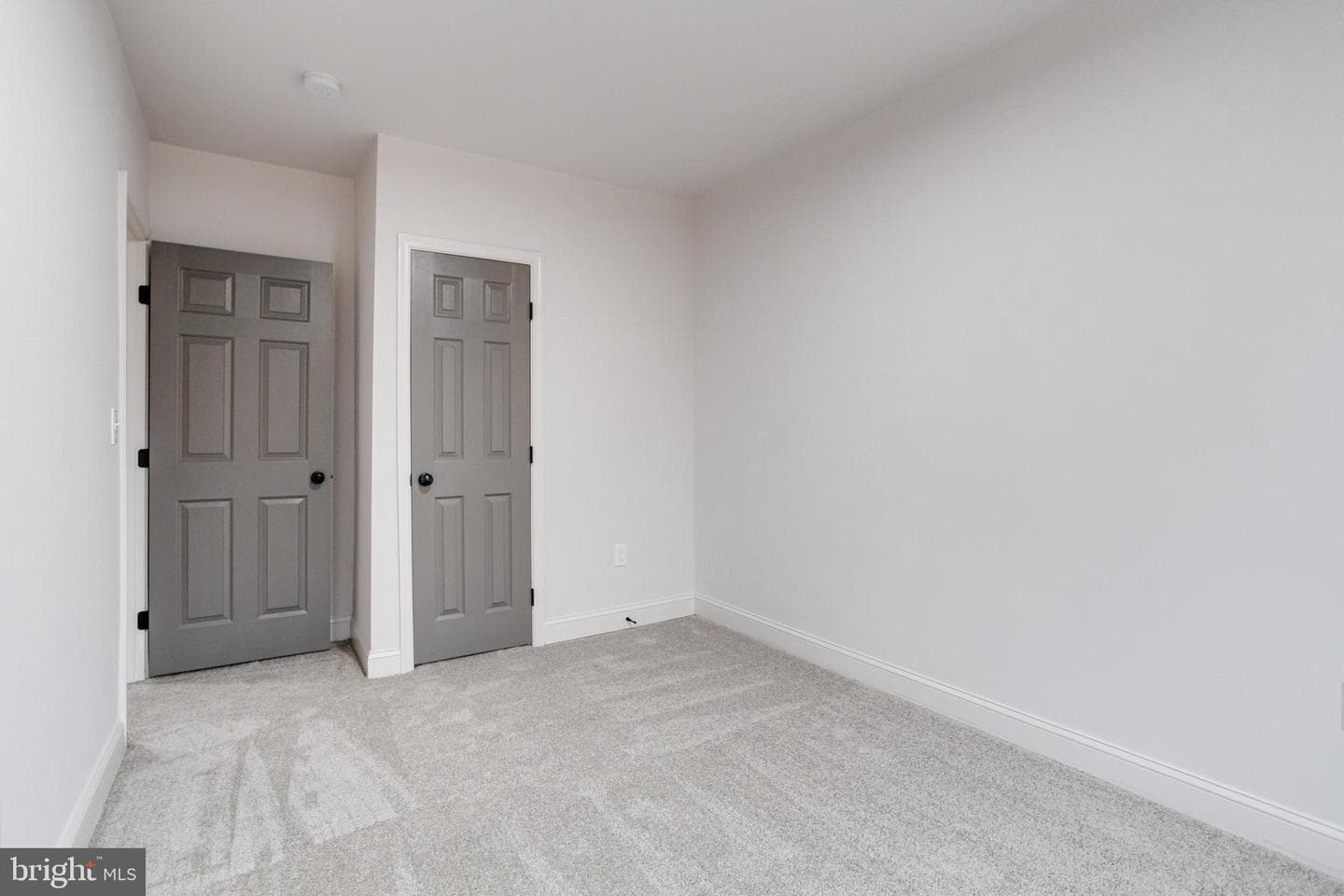 4228 Ivanhoe Avenue photo 30
