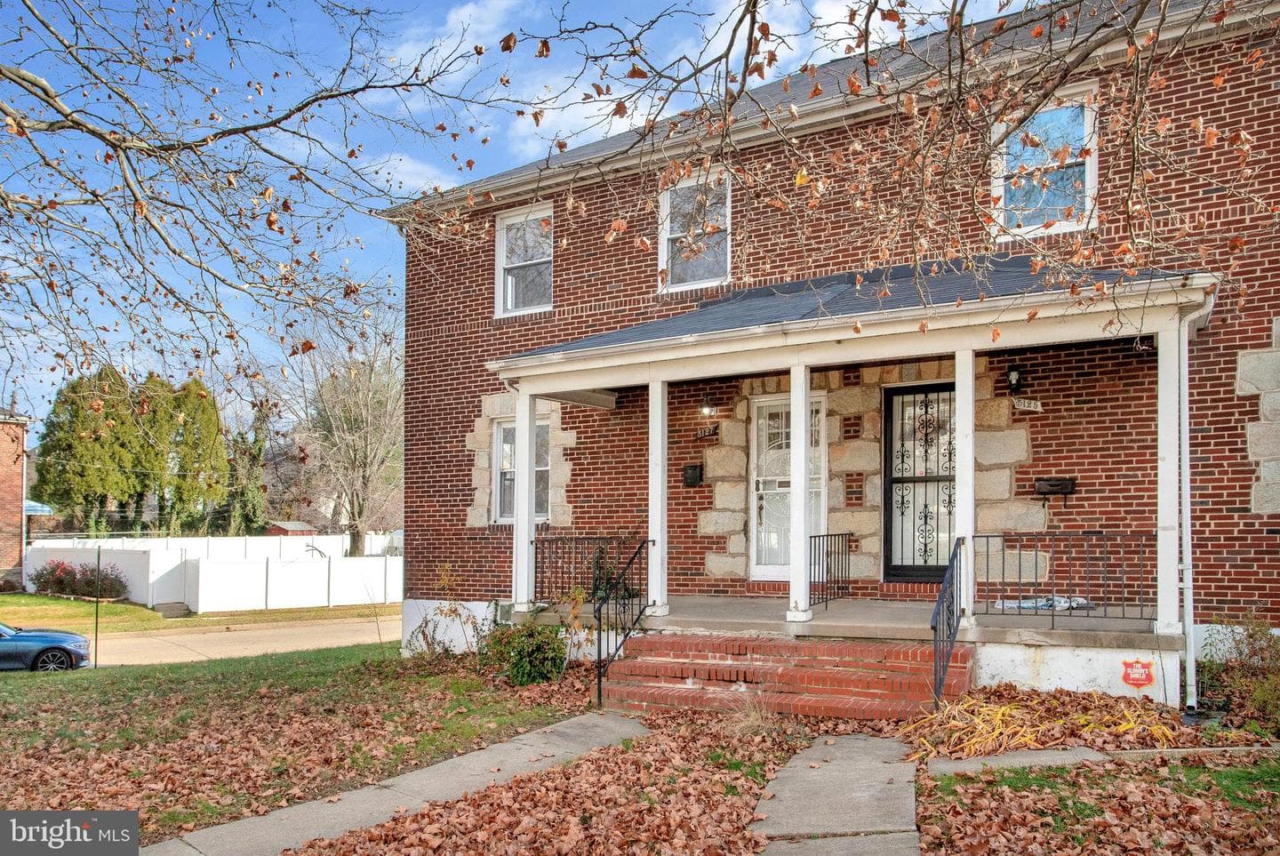 5127 Hillburn Avenue photo 3