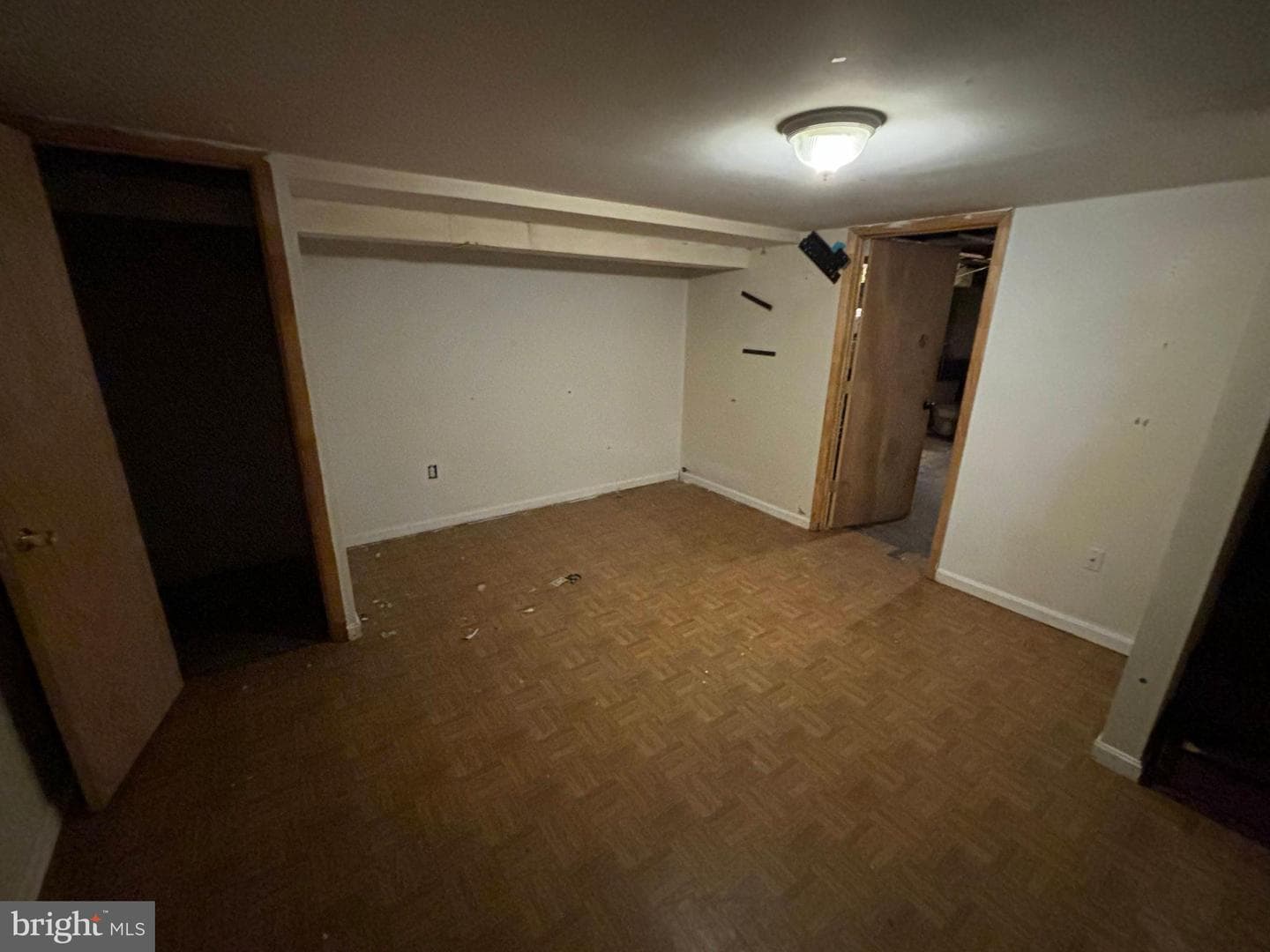 1415 Locust photo 17