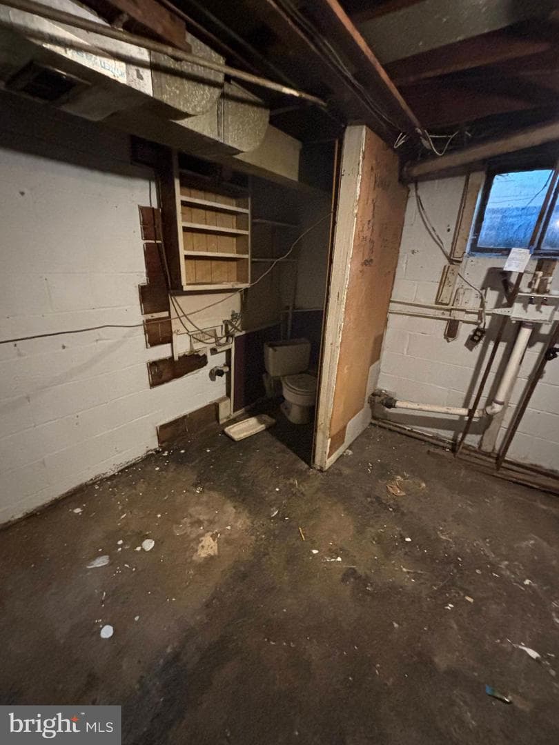 1415 Locust photo 20