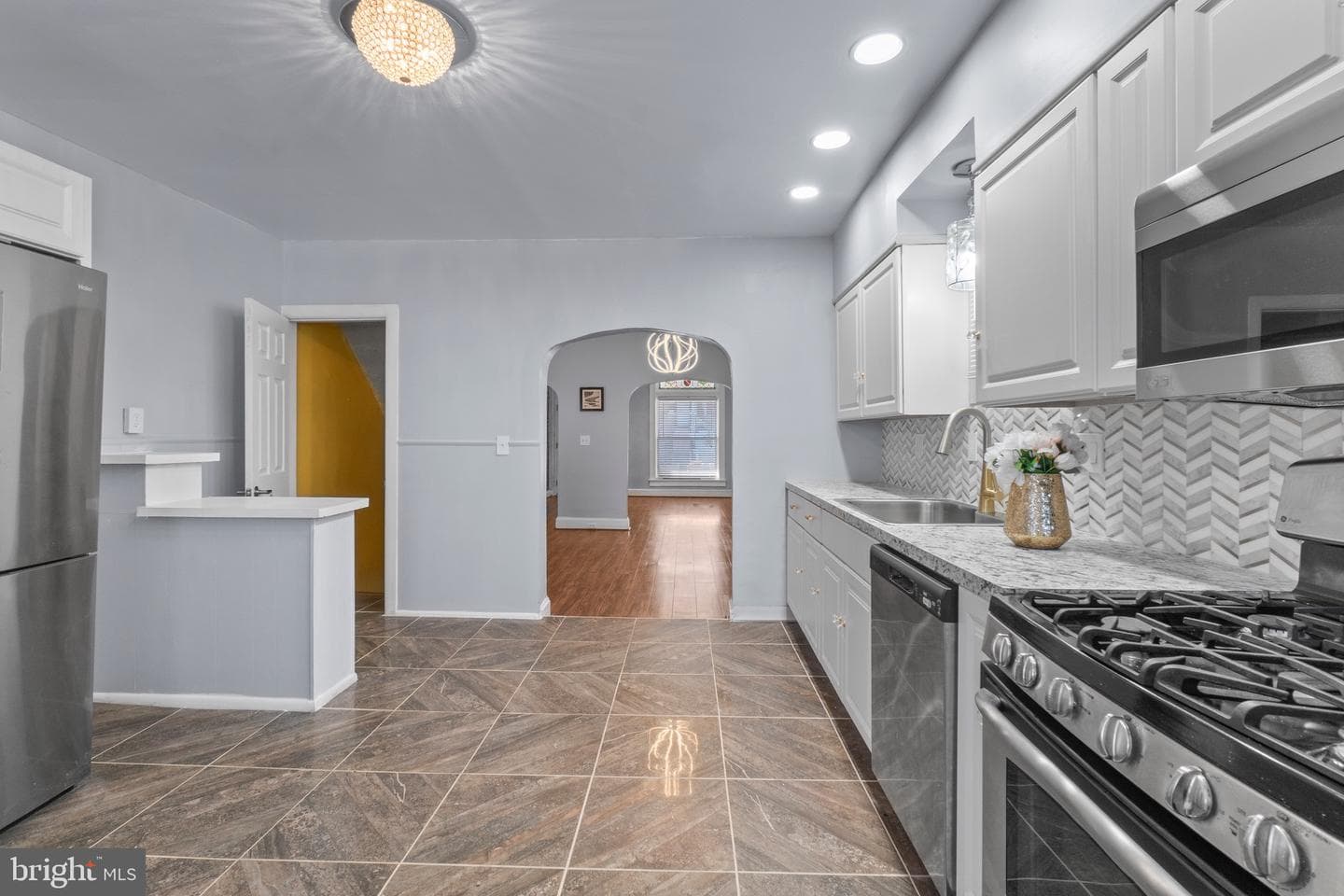 835 N Bentalou Street photo 15