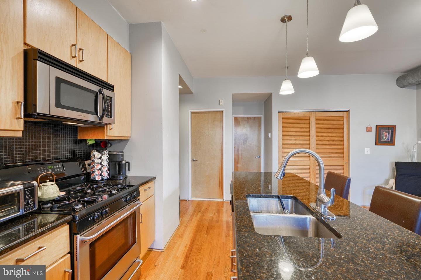 104 W Madison Street #7 photo 17
