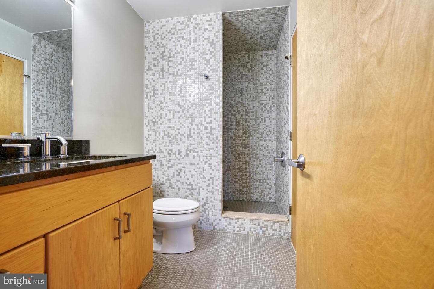 104 W Madison Street #7 photo 26