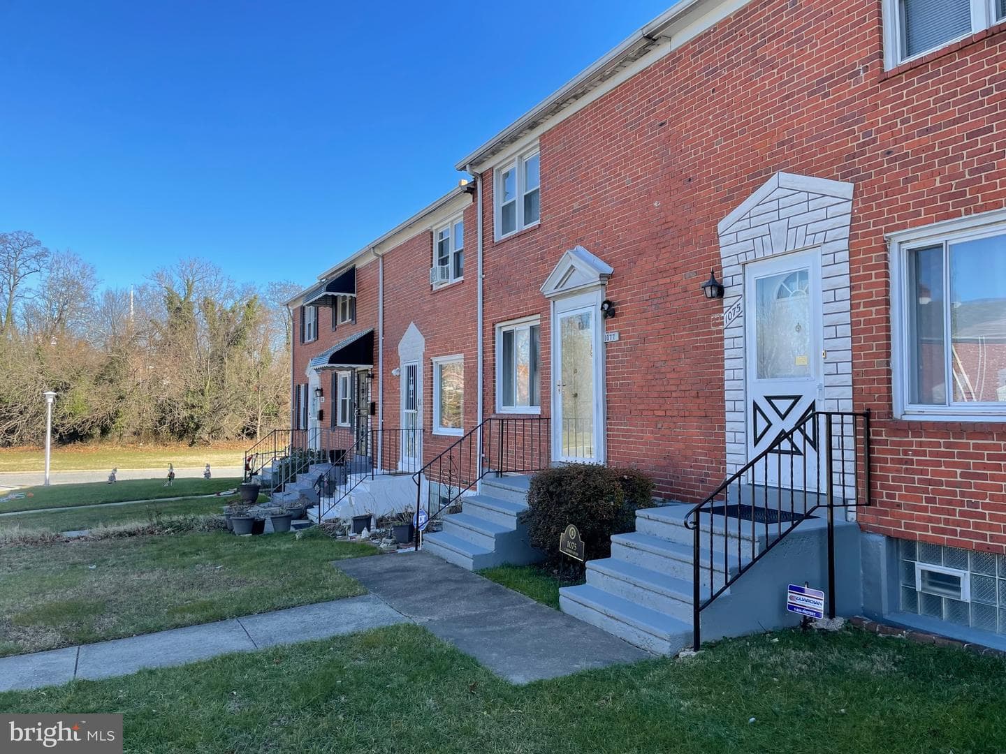 1075 Cameron Road photo 2
