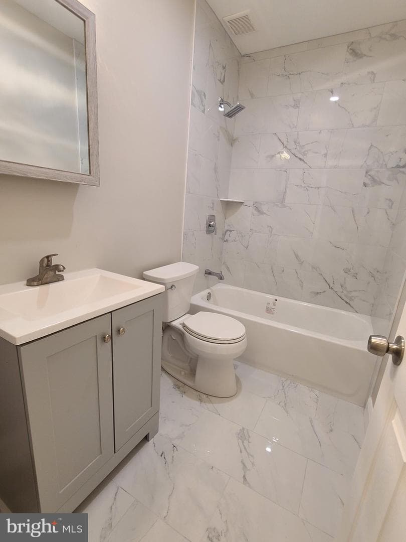 2622 Ashland Avenue photo 9