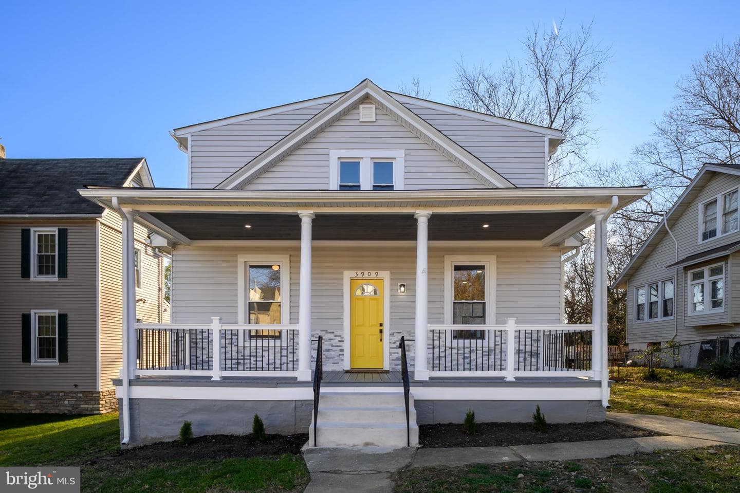 3909 Fleetwood Avenue photo 1