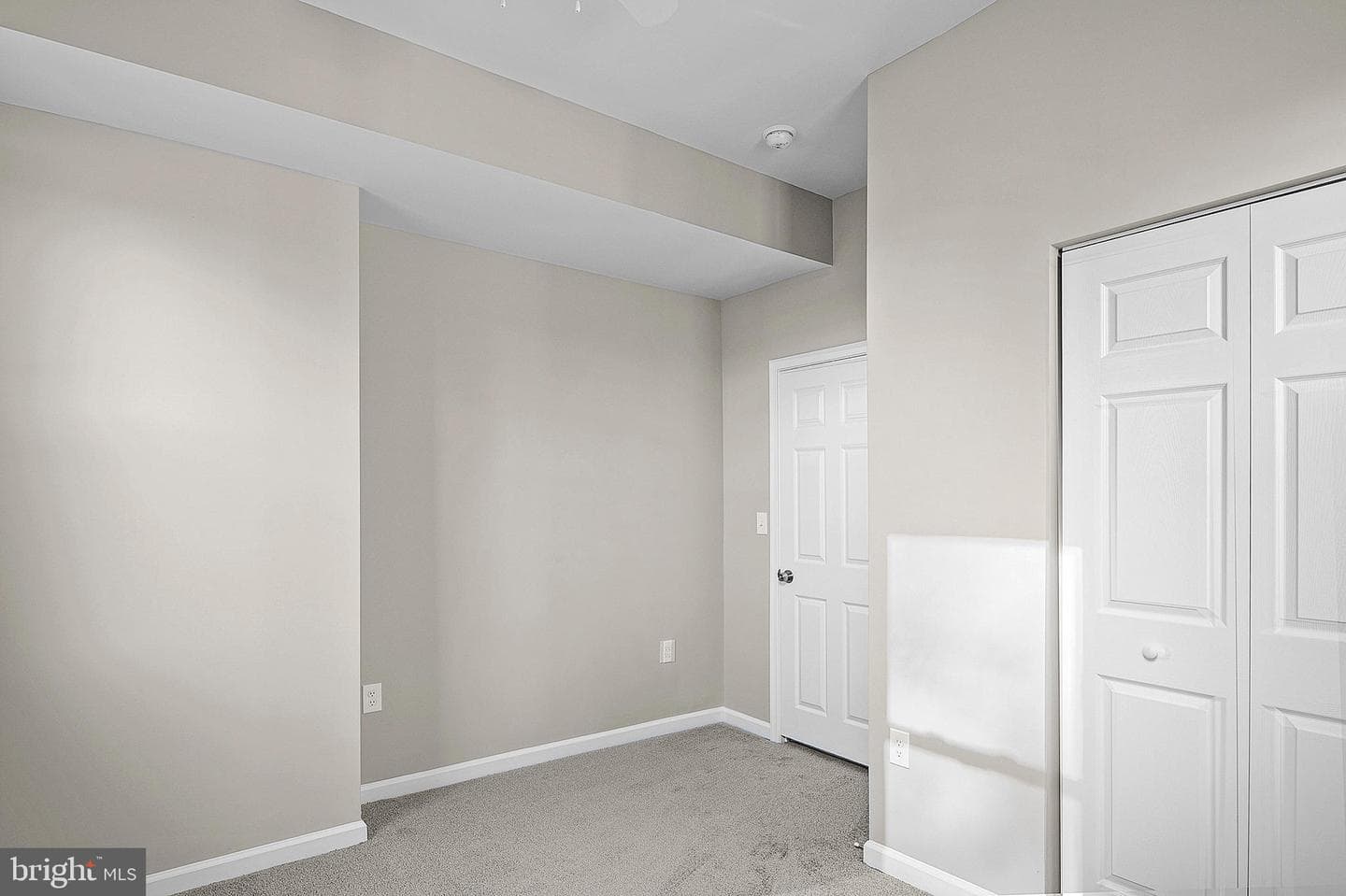 3909 Fleetwood Avenue photo 17