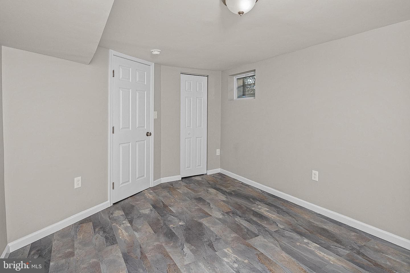 3909 Fleetwood Avenue photo 39