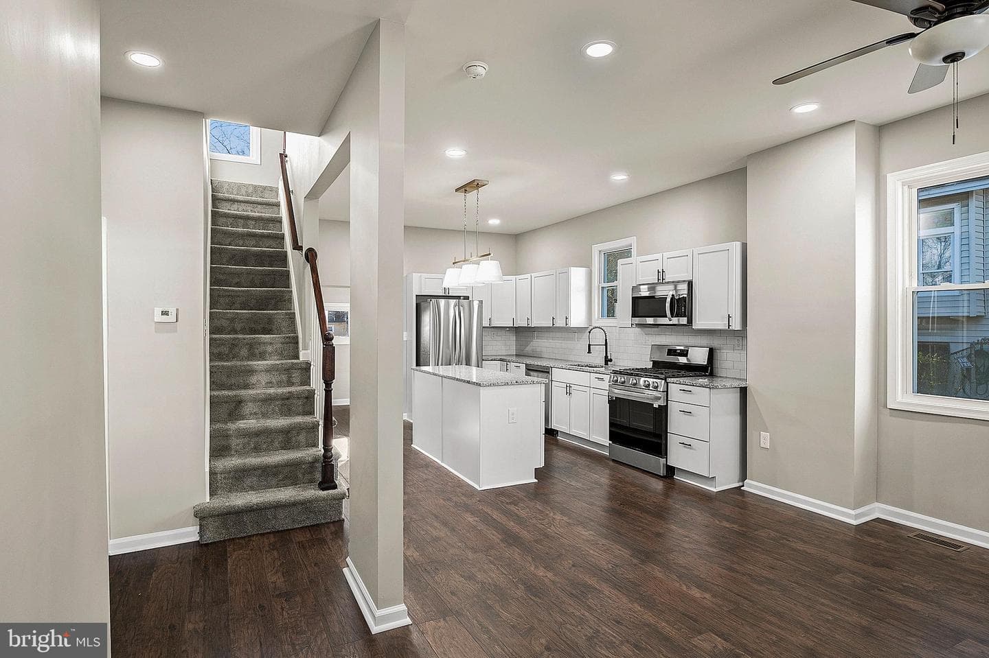 3909 Fleetwood Avenue photo 6