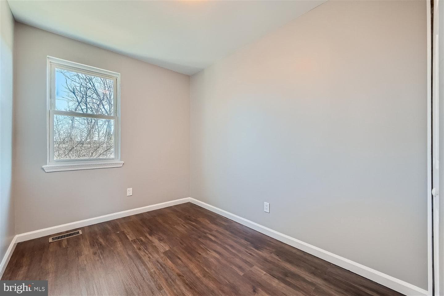 3613 Beehler Avenue photo 18