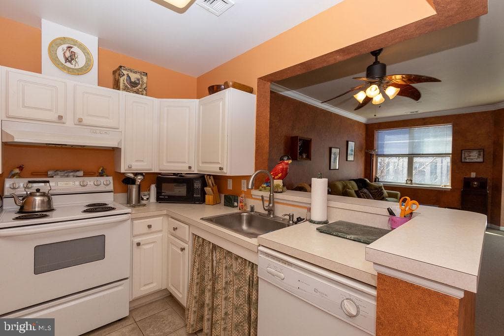 23 Pierside Drive #217 photo 6