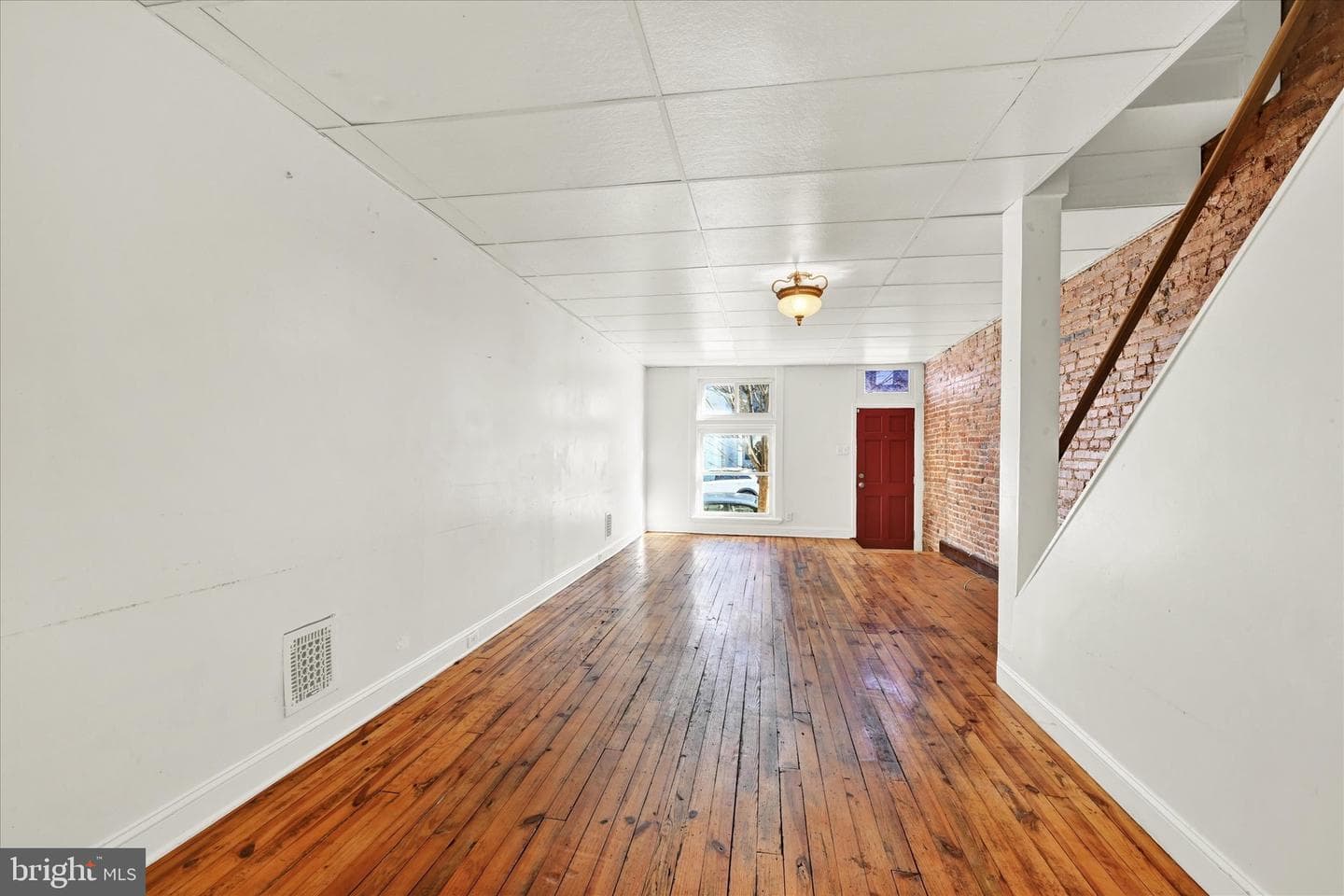 112 S Bouldin Street photo 2