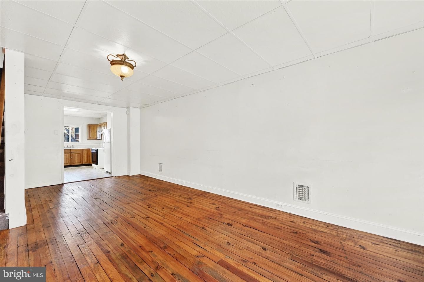 112 S Bouldin Street photo 6