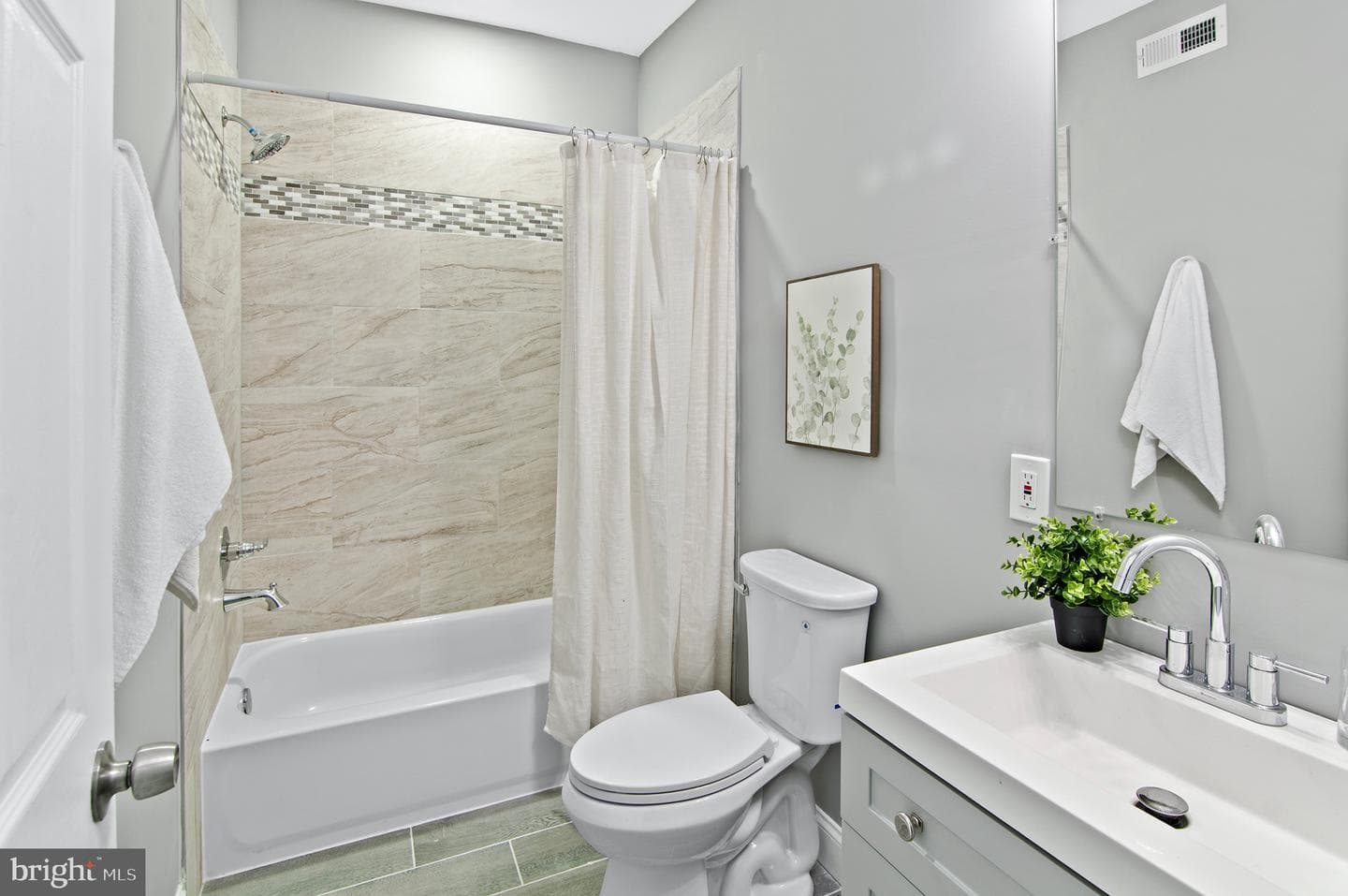 1252 Carroll Street photo 13