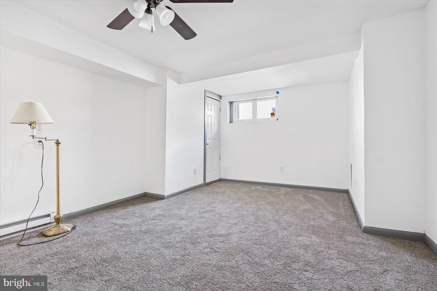 2611 E Hoffman Street photo 17