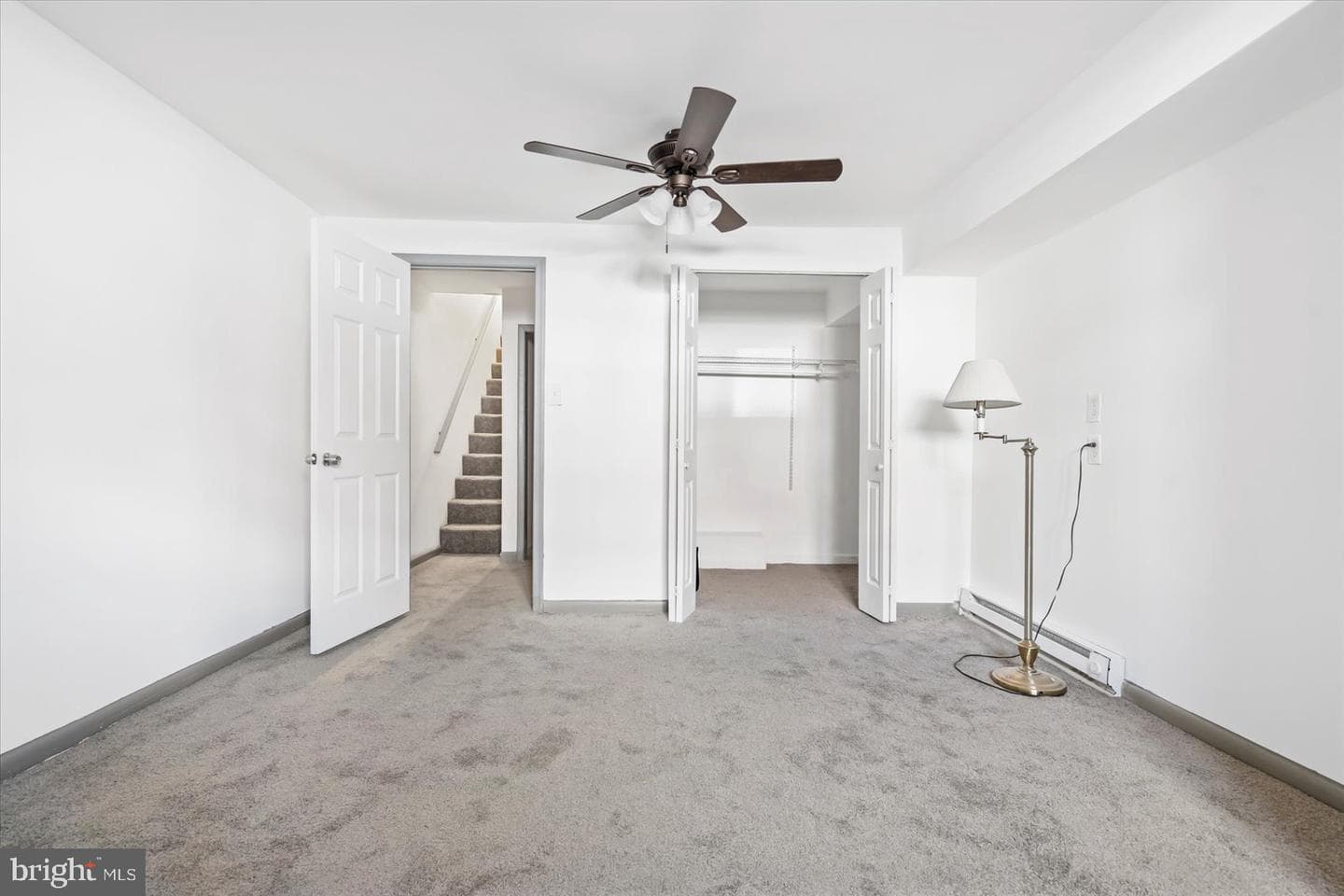 2611 E Hoffman Street photo 20