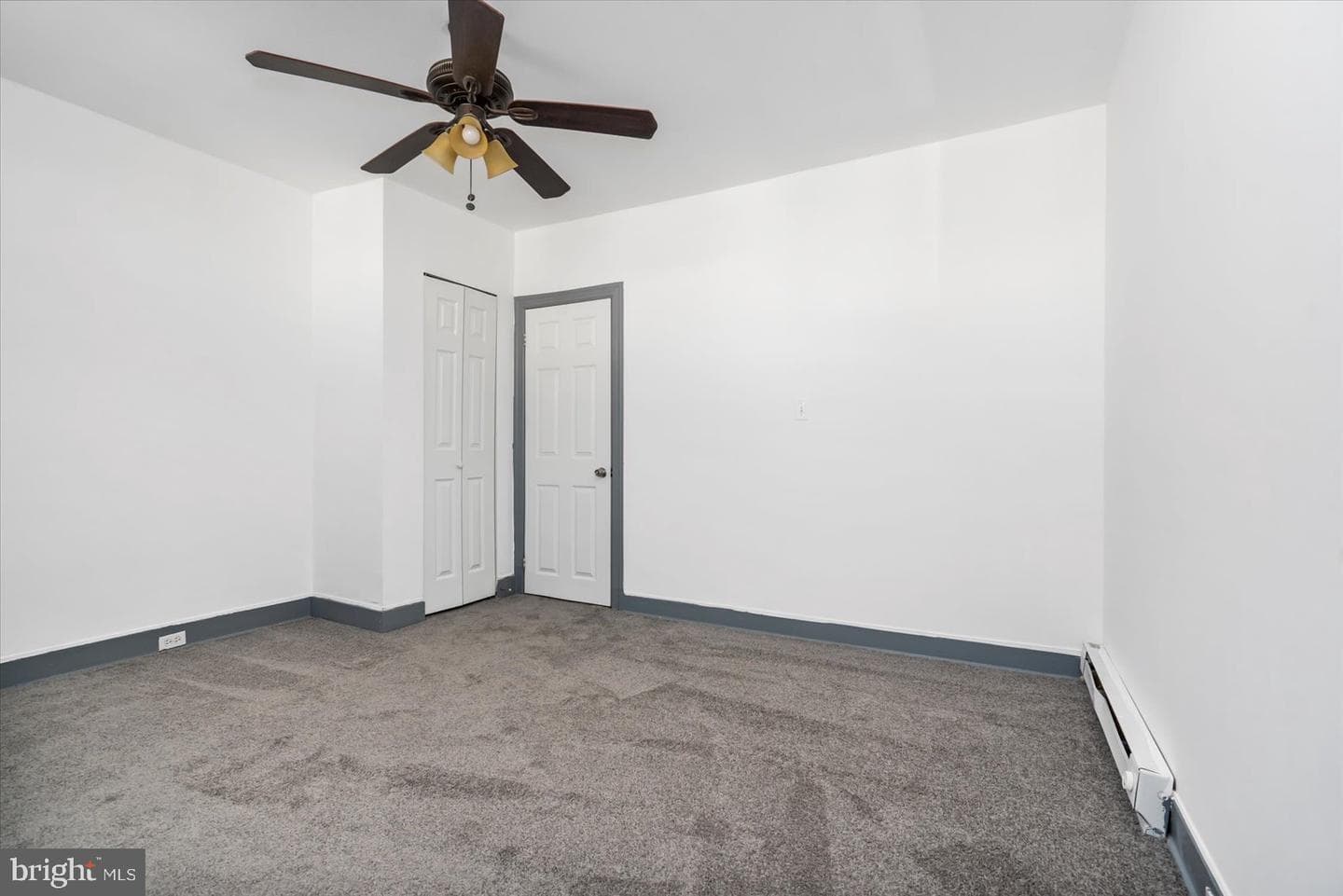 2611 E Hoffman Street photo 31
