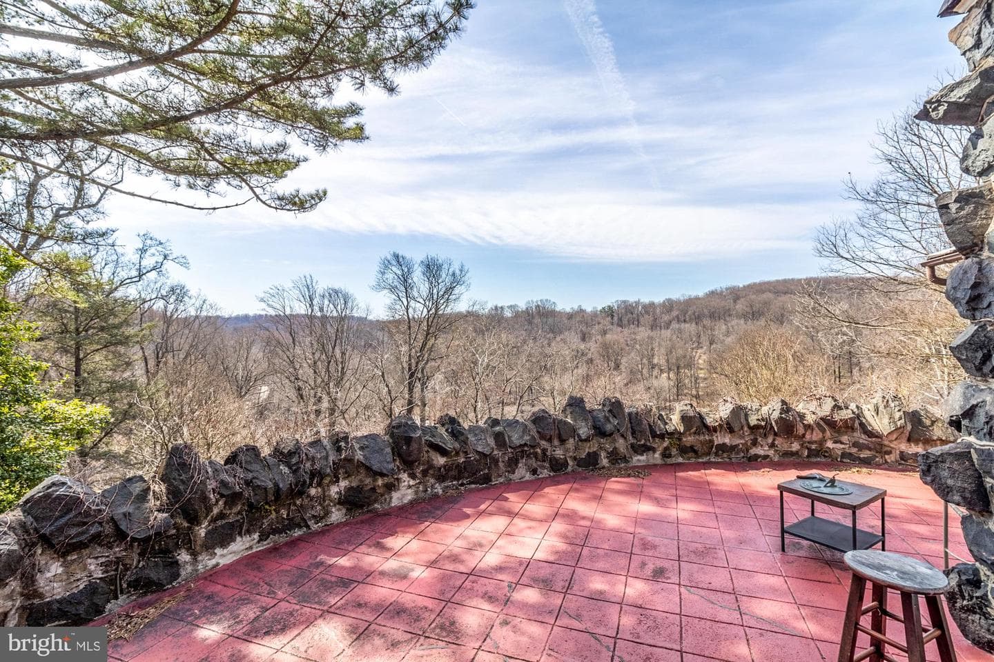 2518 Talbot Road photo 2