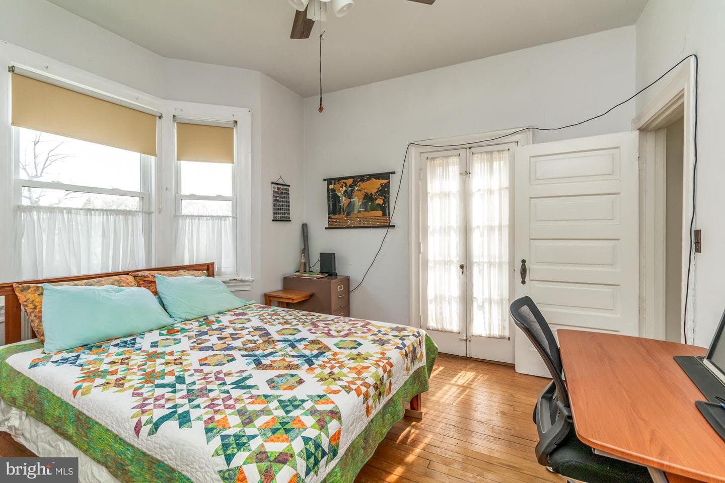 2518 Talbot Road photo 20