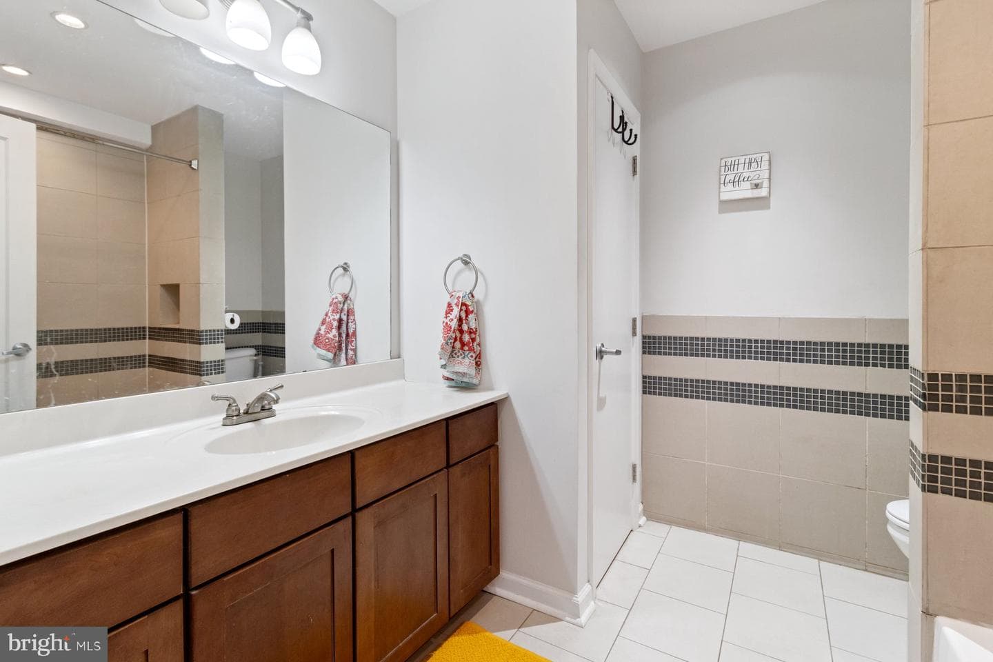 1714 Park Avenue #506 photo 14