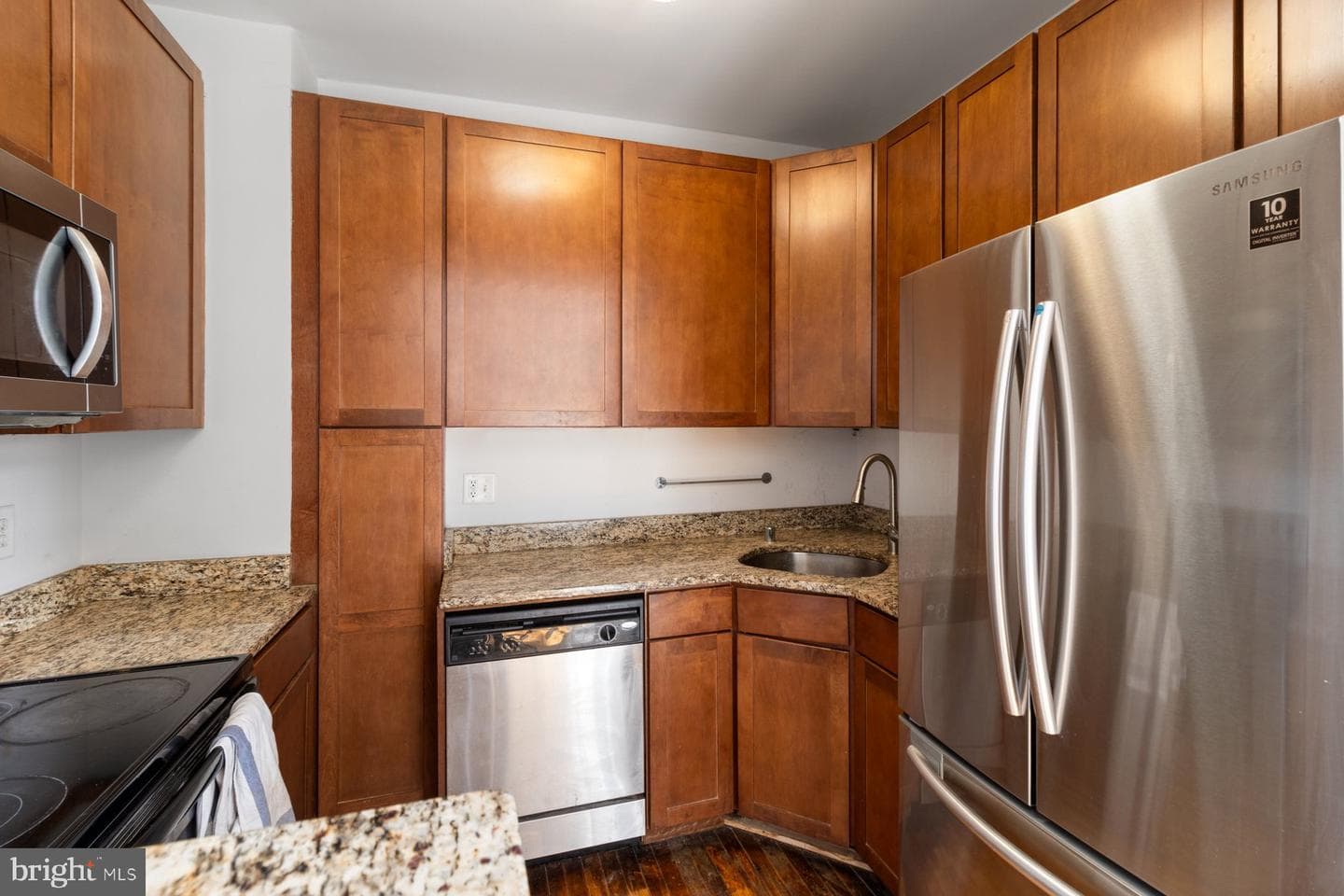 1714 Park Avenue #506 photo 31