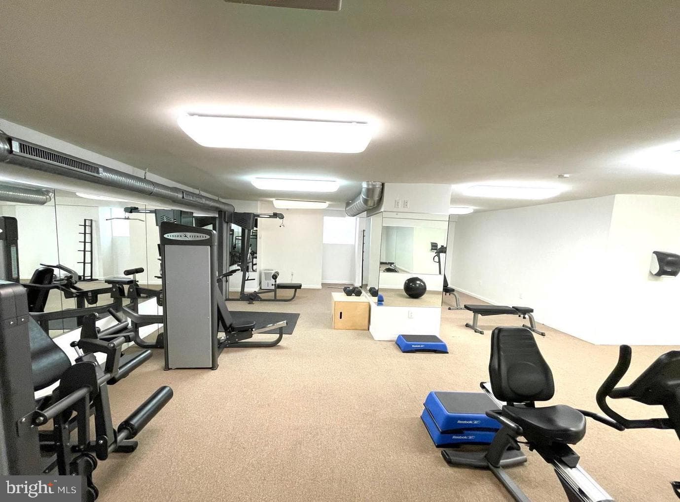 1714 Park Avenue #506 photo 38