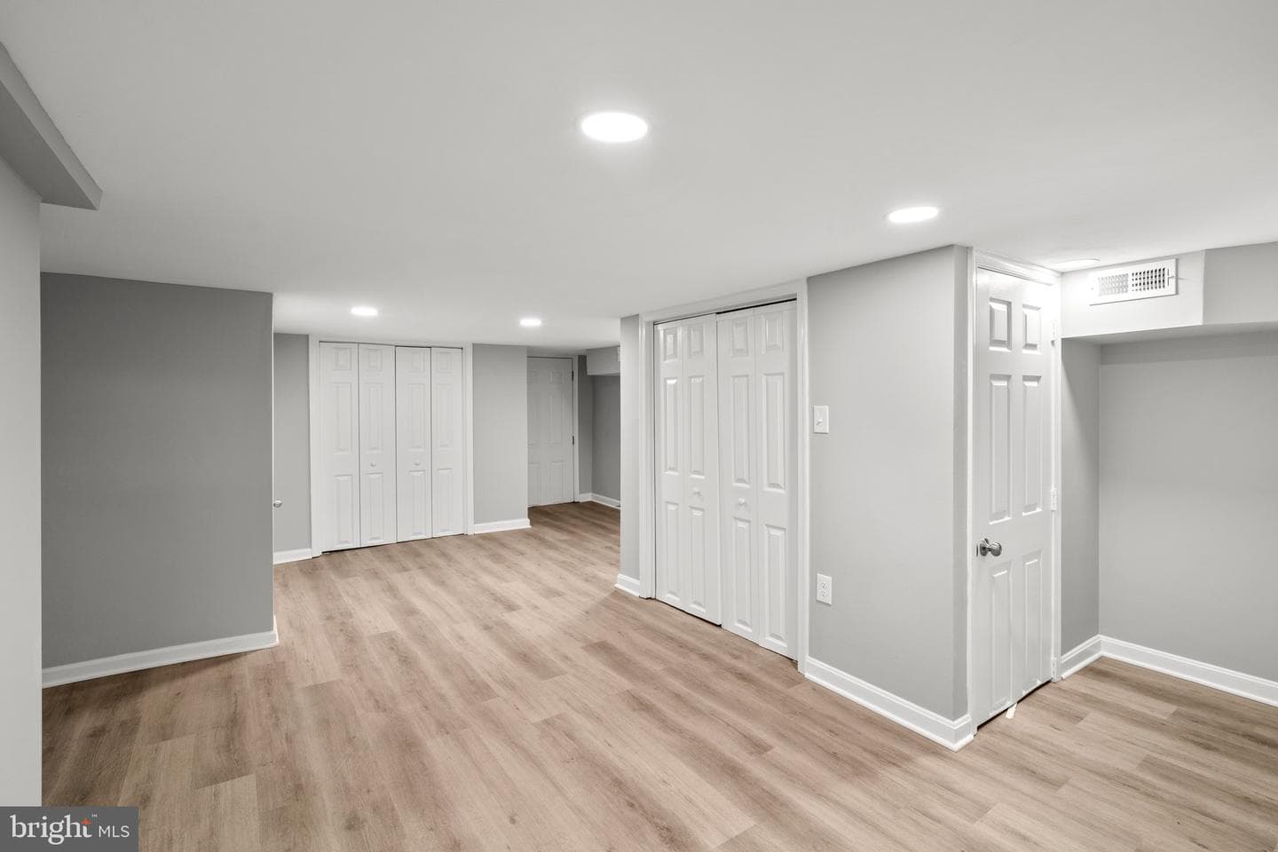 3013 W Garrison Avenue photo 22