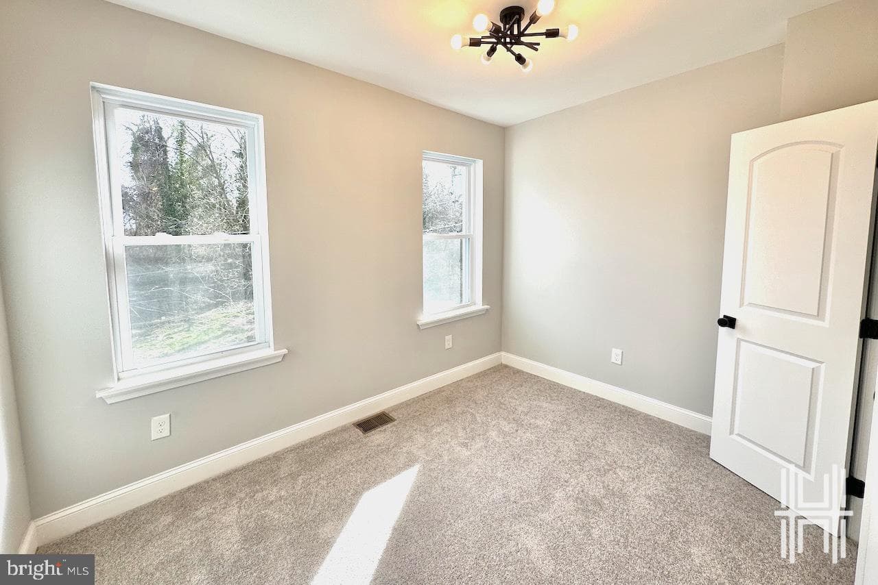 3111 Windsor Avenue photo 17