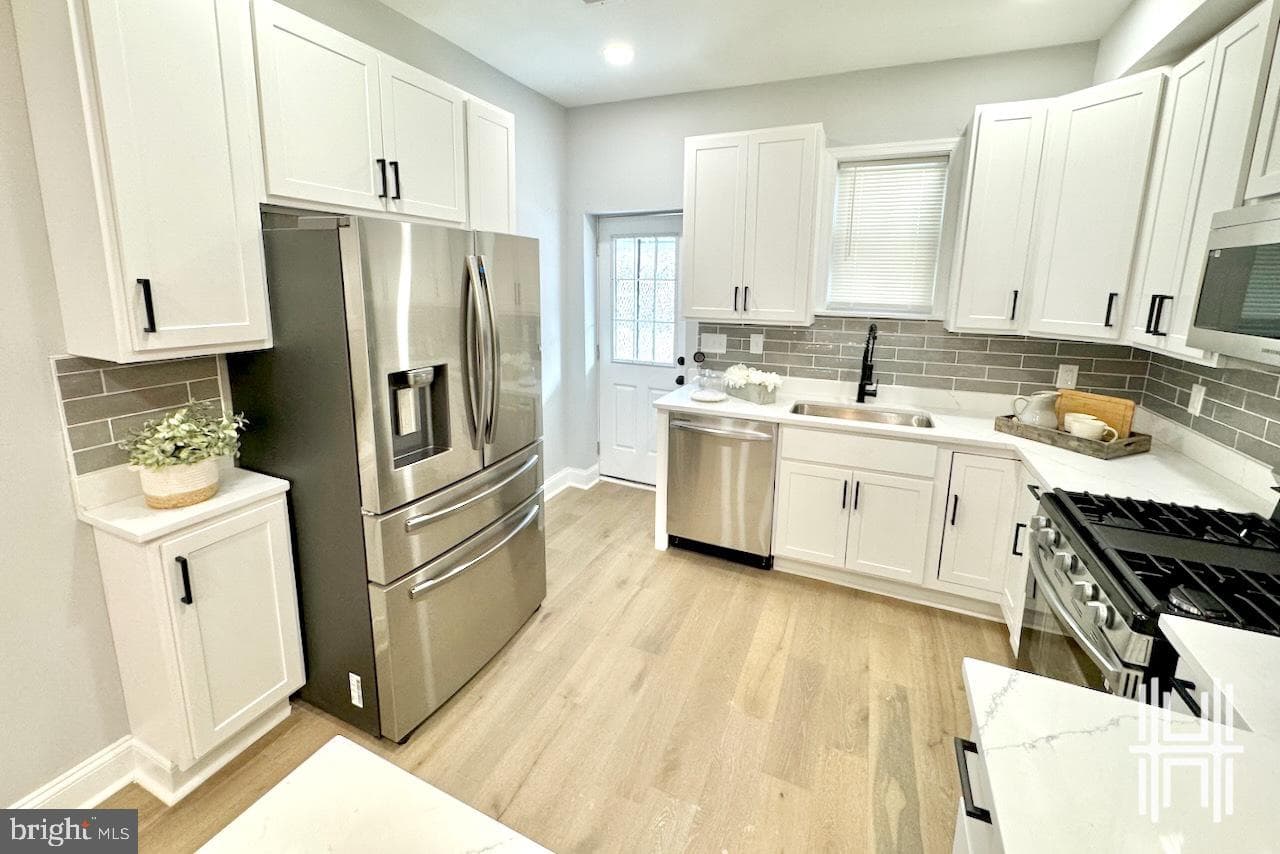 3111 Windsor Avenue photo 9