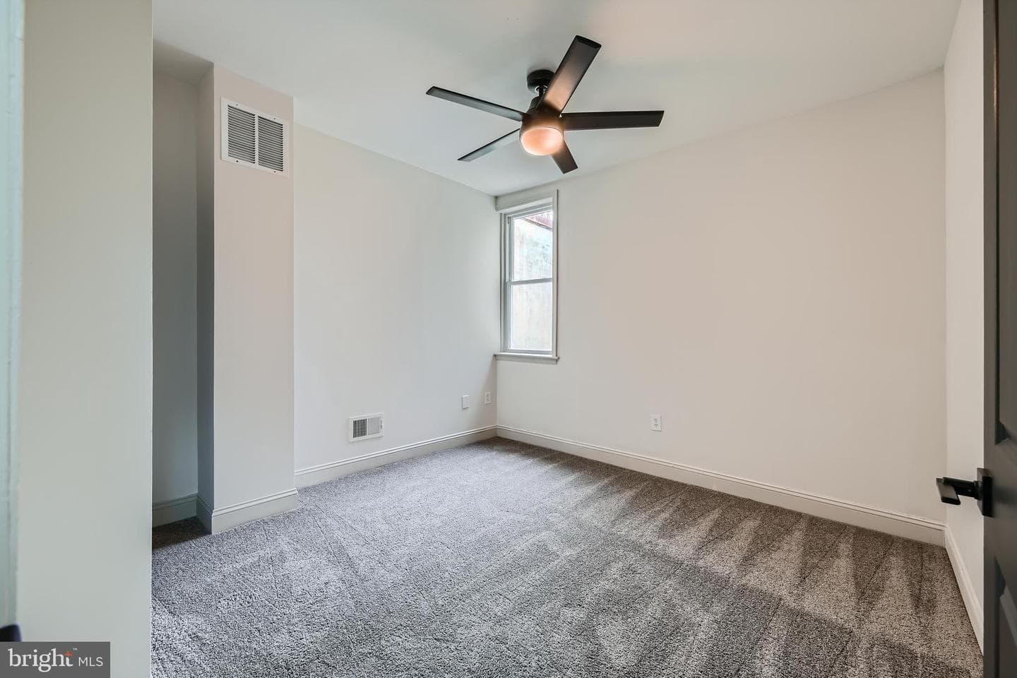 2040 Braddish Avenue photo 24