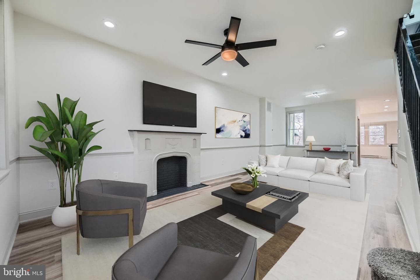 2040 Braddish Avenue photo 3