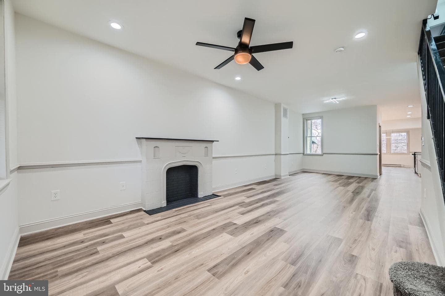 2040 Braddish Avenue photo 4